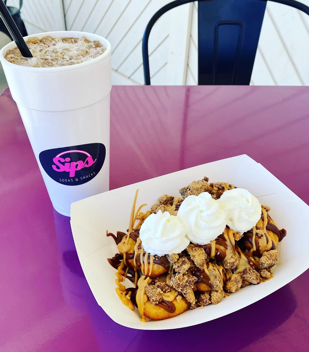 Sips Sodas & Snacks